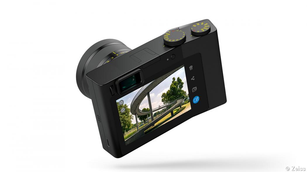 Zeiss ZX1 mirrorless camera promises intuitive action Zeiss ZX1 mirrorless camera promises intuitive action
