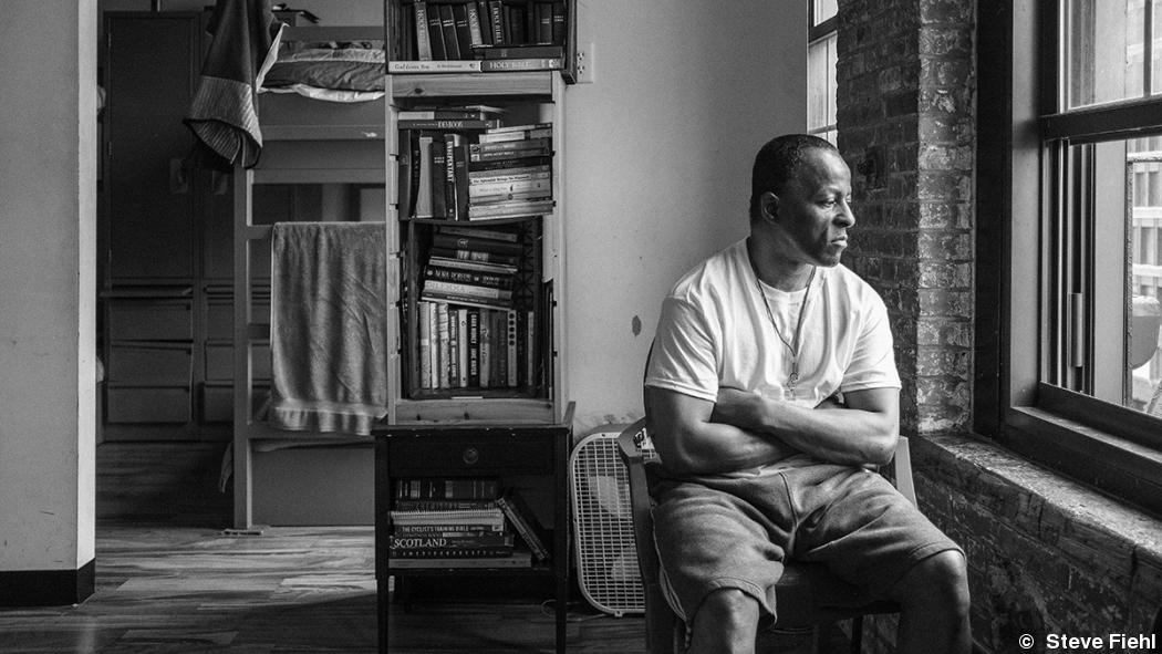 Photographer Steve Fiehl documents New York City shelter life Photographer Steve Fiehl documents New York City shelter life