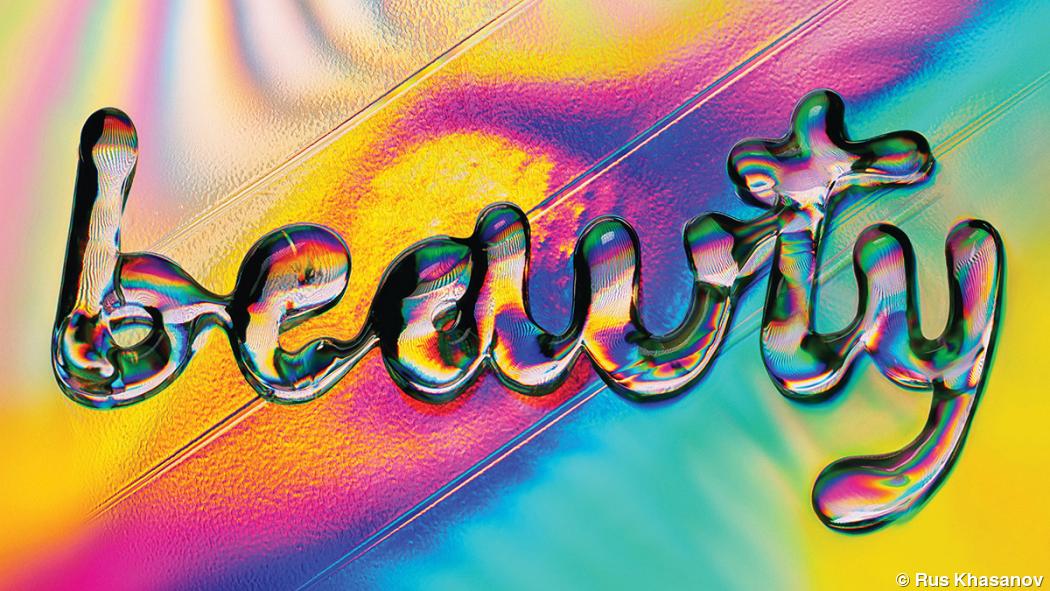 Photographer Rus Khasanov creates liquid lettering Photographer Rus Khasanov creates liquid lettering