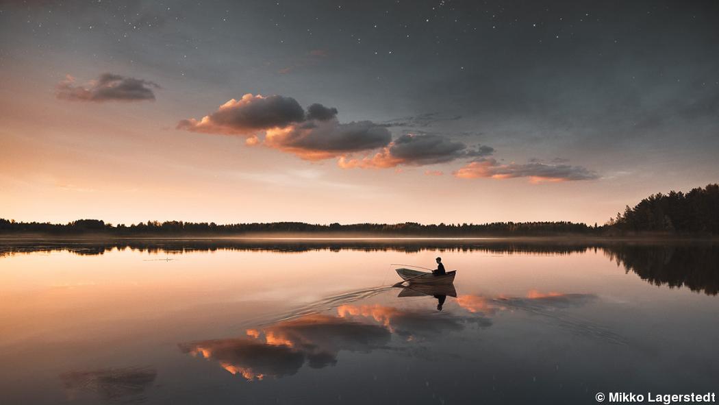 Photographer Makes Fishing Self-portrait Photographer Makes Fishing Self-portrait