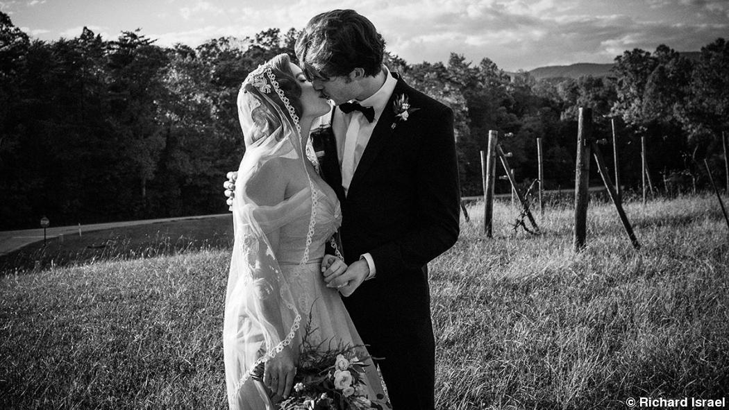 Wedding Photographer Richard Israel Embraces the Art of Authenticity Wedding Photographer Richard Israel Embraces the Art of Authenticity